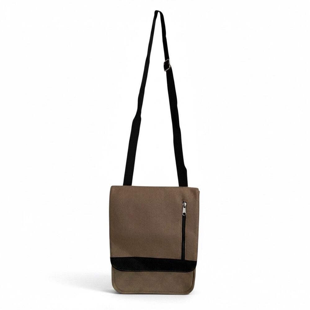 NWOT Travelwell Eco Felt Tablet Beige Bag crossbody Mini Tablet Messenger